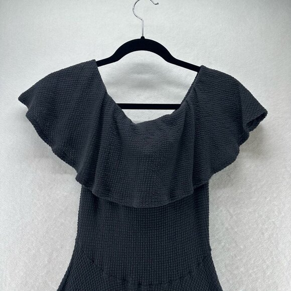 Coveted Bella B Dress Size S Ruffle Off The Shoulder Skater Mini Textured Black - Picture 3 of 13